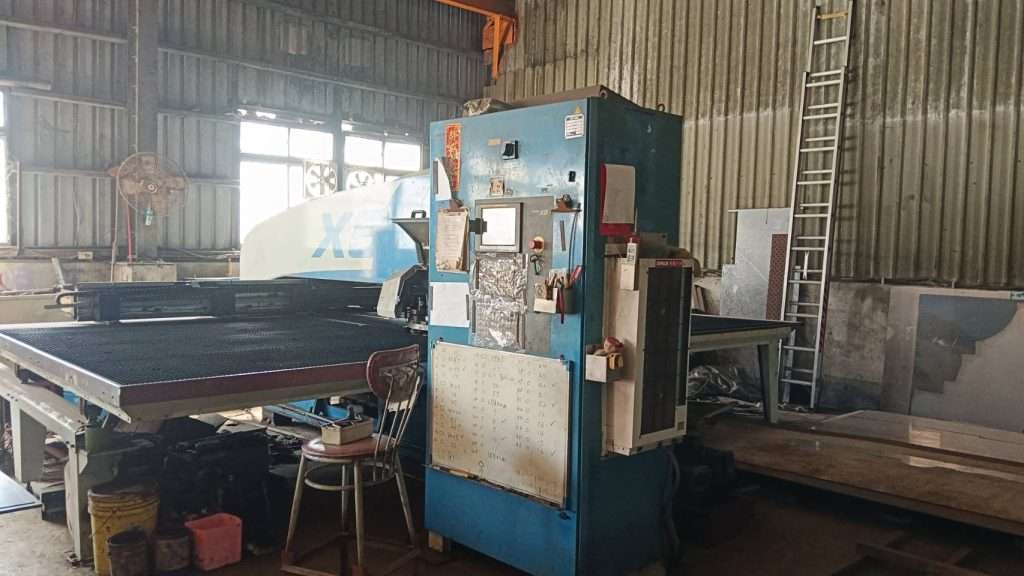 2008 Finn-Power X5 數控砲塔沖床 – 二手 – 台灣