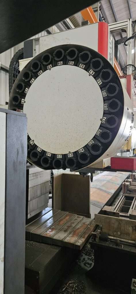 2017 JIH-I JIH-CNC6500M 銑床 – 10 匹馬力 – 二手 – 台灣