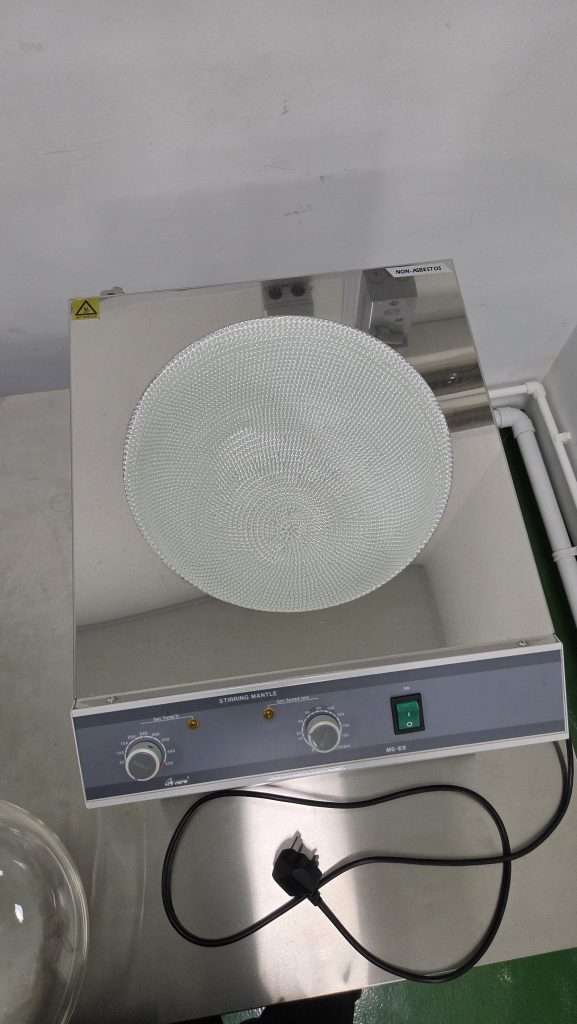 2x Misung MS-ES308 加熱套帶攪拌器 – 10L，1300W，最高溫度 450°C – 二手 – 新加坡