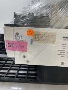 10 Ambr 15 work station 03