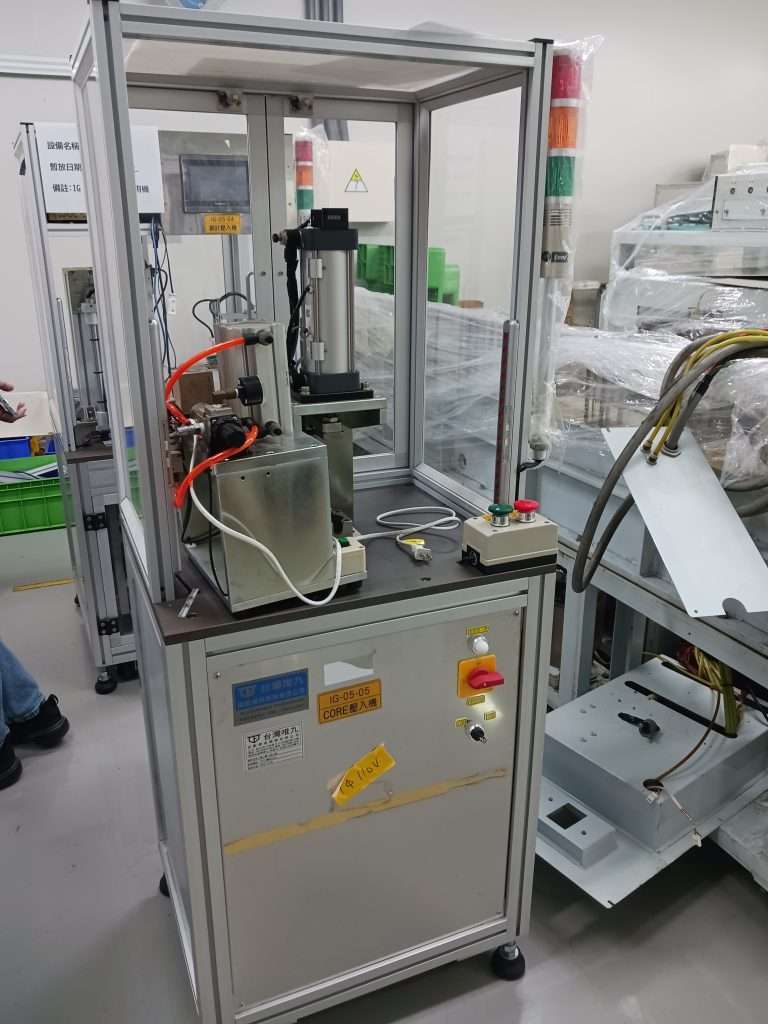 2022 台灣威久TFT-TM8N00-00鐵心壓接機 – 二手 – 台灣