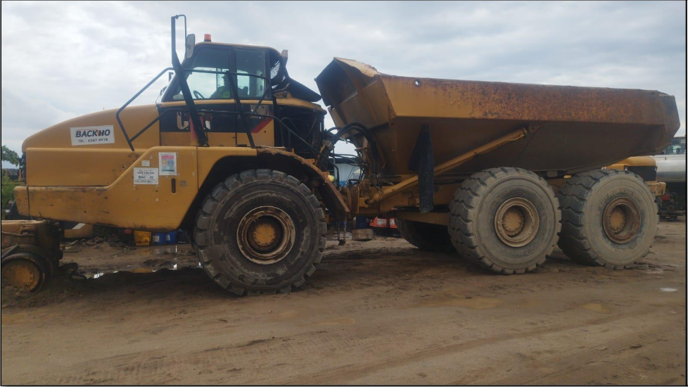 2007 卡特彼勒 740 鉸接式自卸卡車 – 二手 – 新加坡