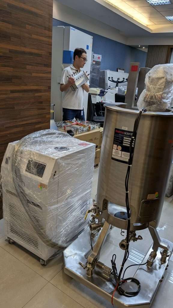 Thermo HyPerforma 50/250 L 一次性生物反應器系統批次 – 全新 – 台灣