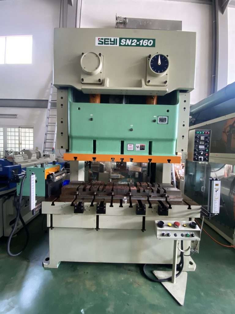 2007 年 SEYI SN2-160 C 型曲軸壓力機 – 二手 – 台灣