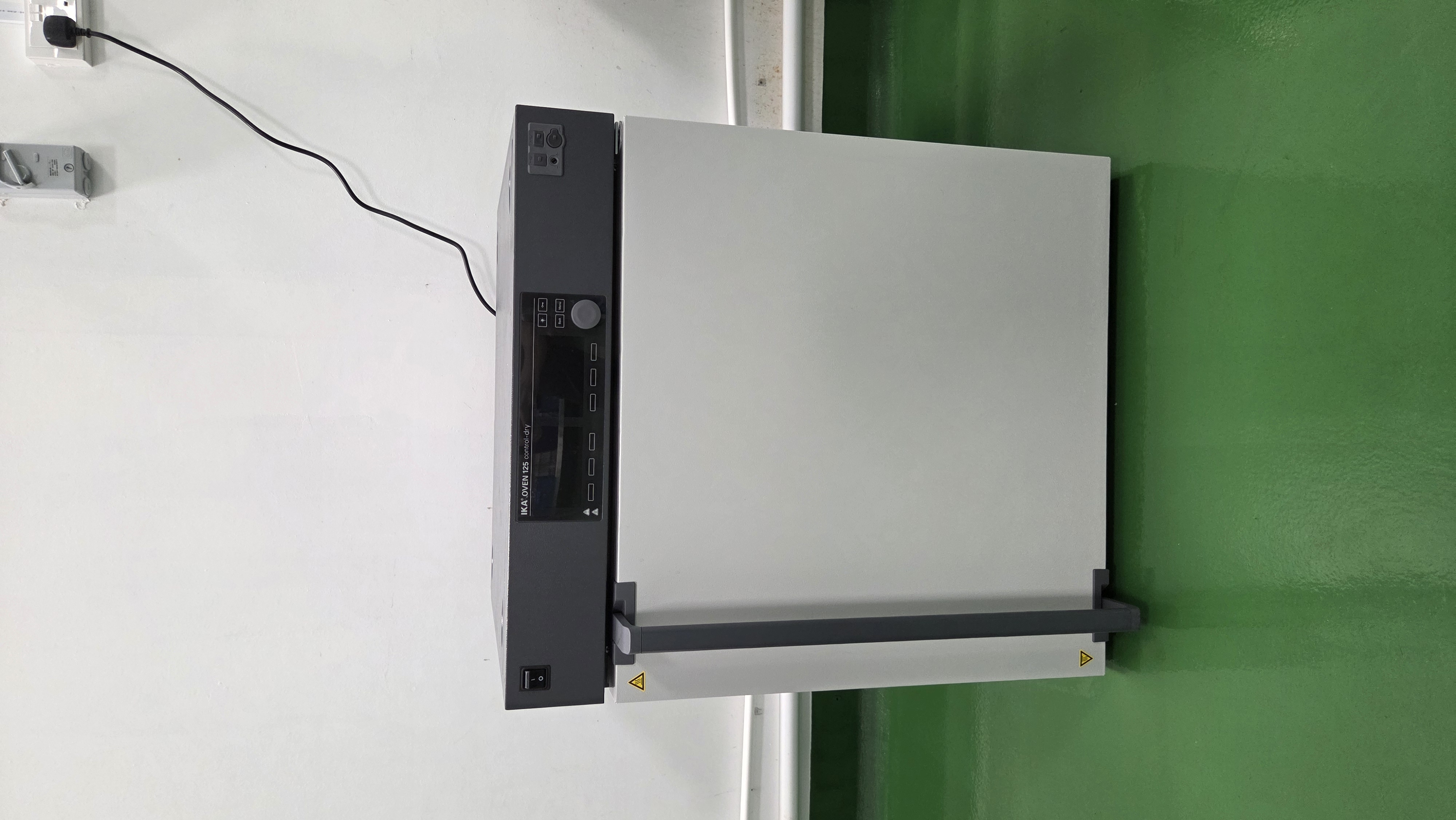 IKA 125 C-D S002 Drying Oven – 125L, Forced Convection, UK Plug – Used – Singapore