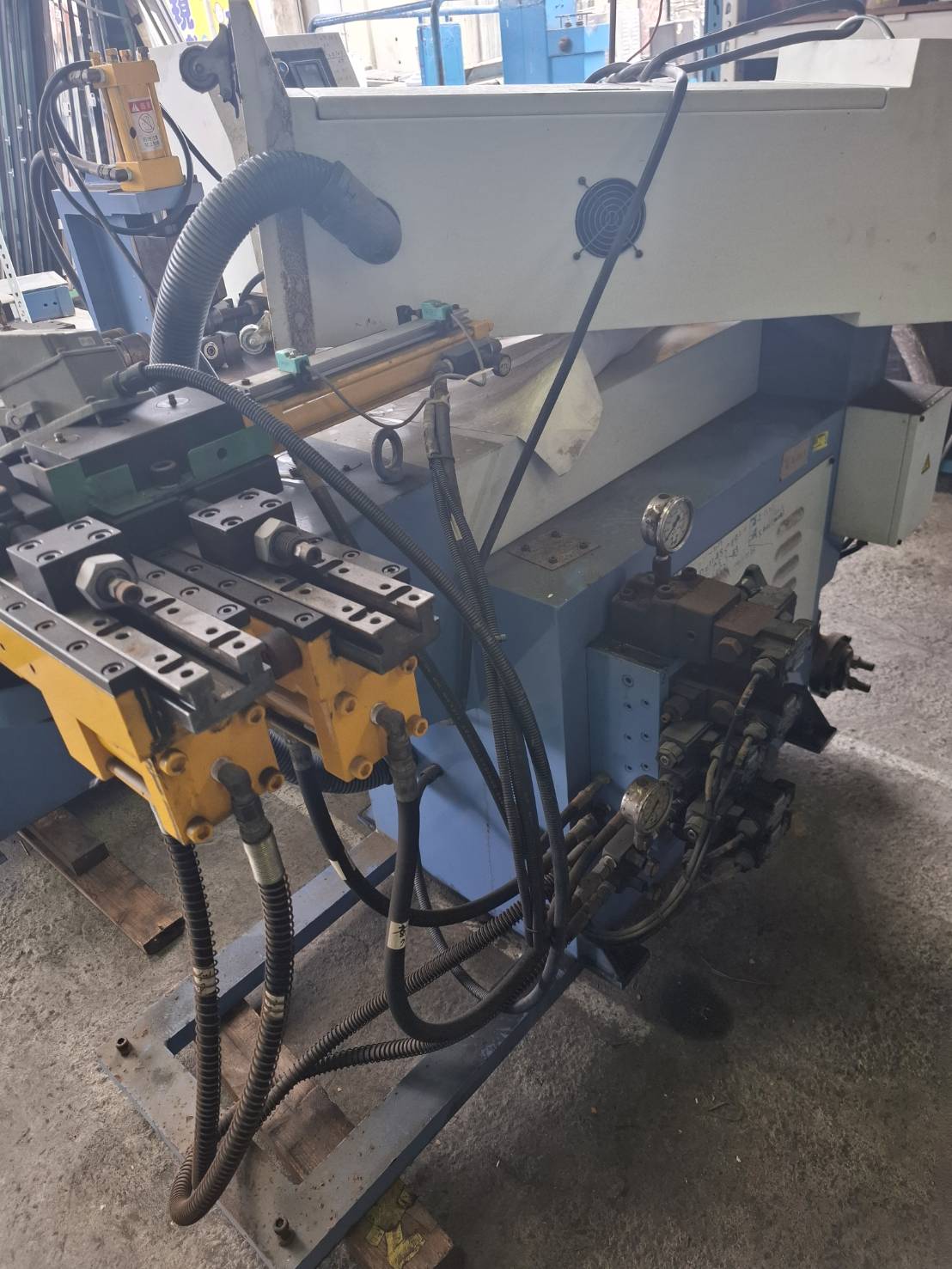Pipe Bender