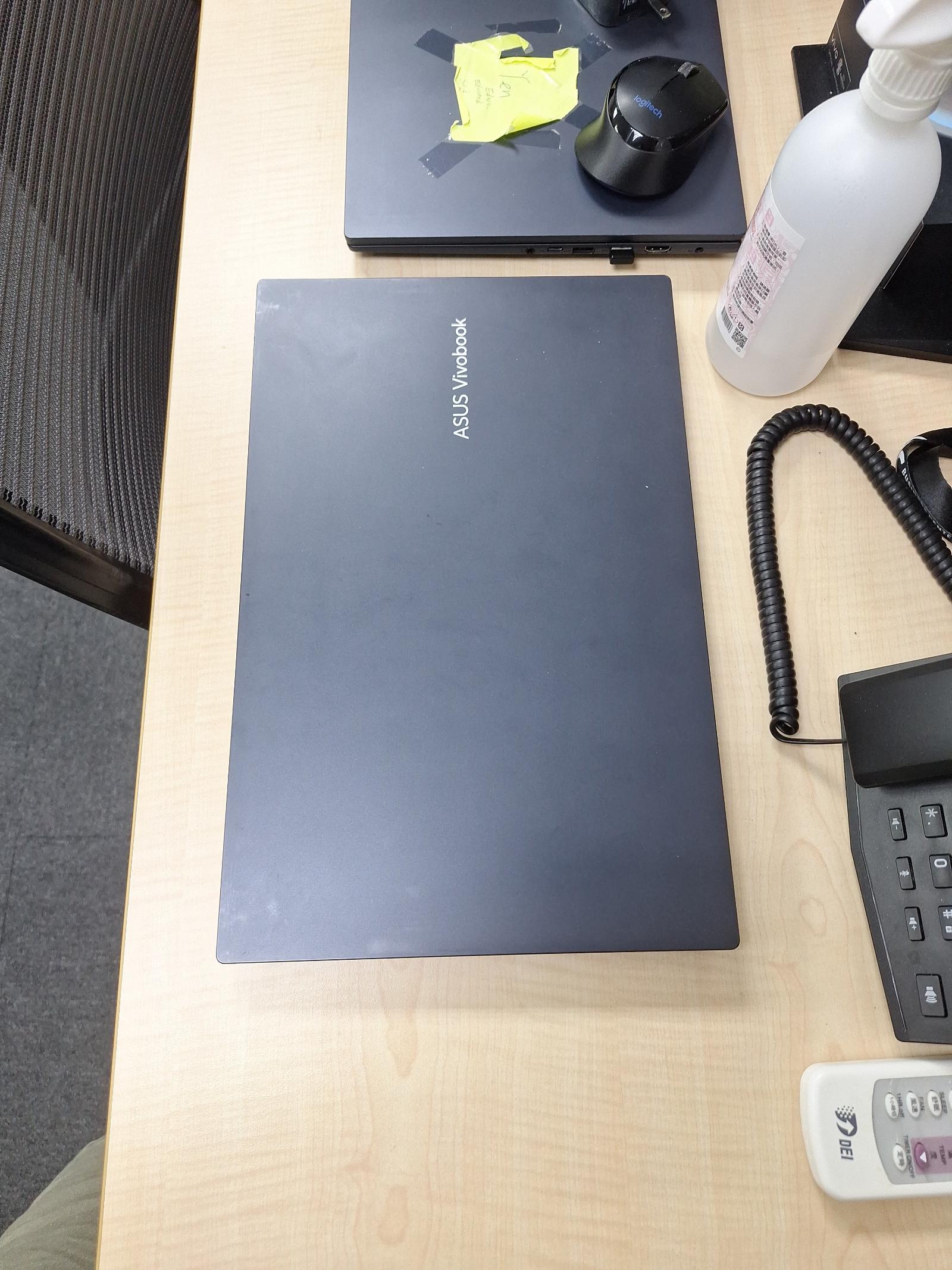 ASUS Vivobook Laptop