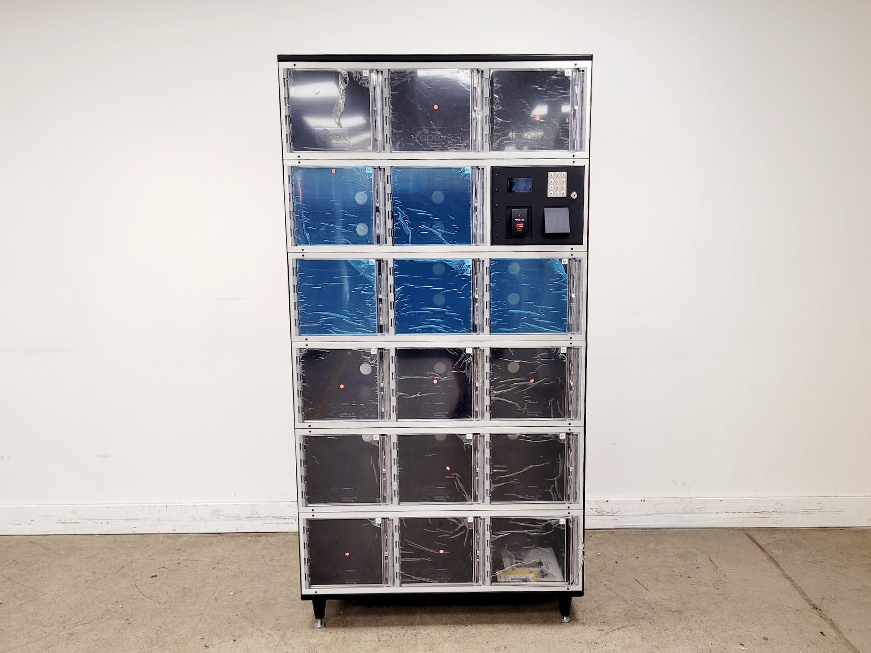 Apex Industrial Technologies Model 3564 Smart Locker - Black