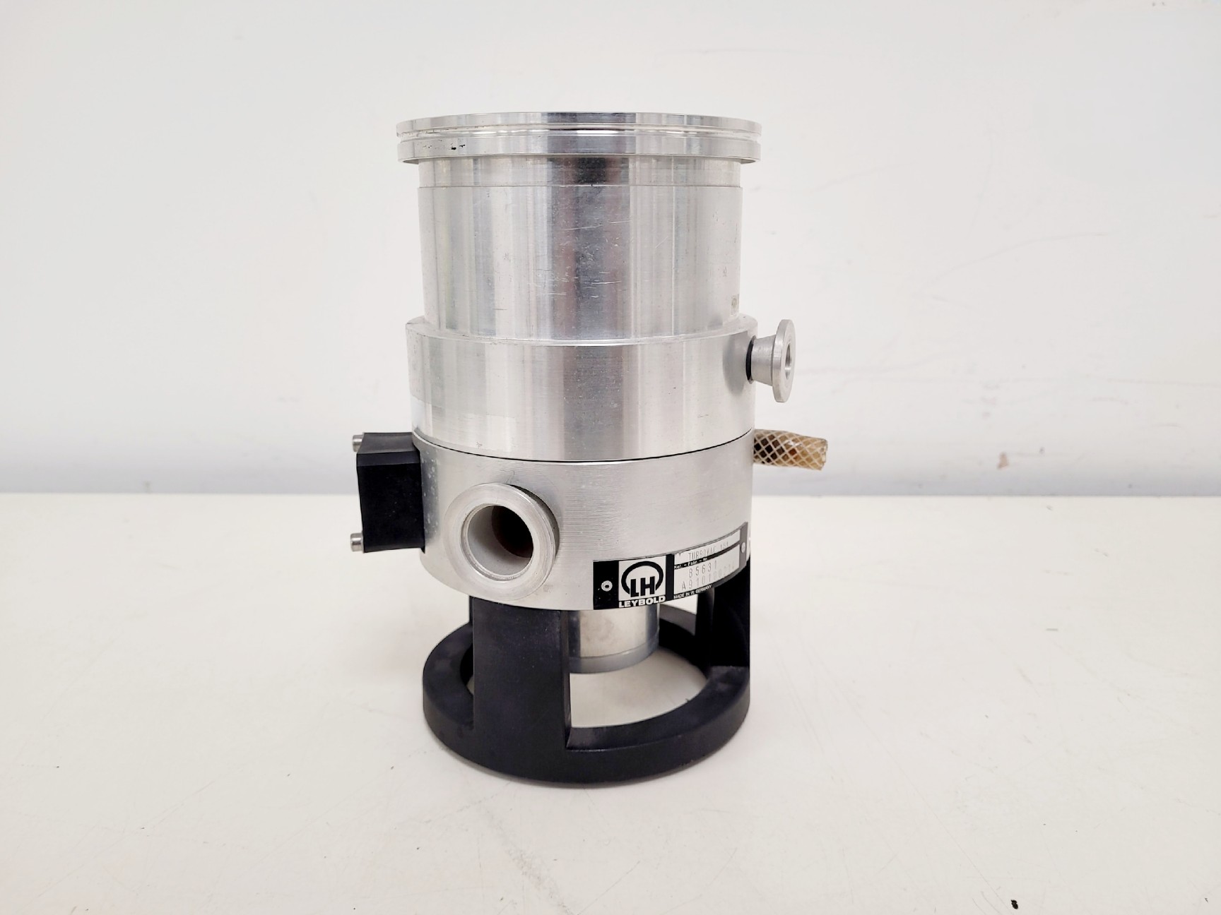Leybold 151 Turbovac Turbomolecular Pump
