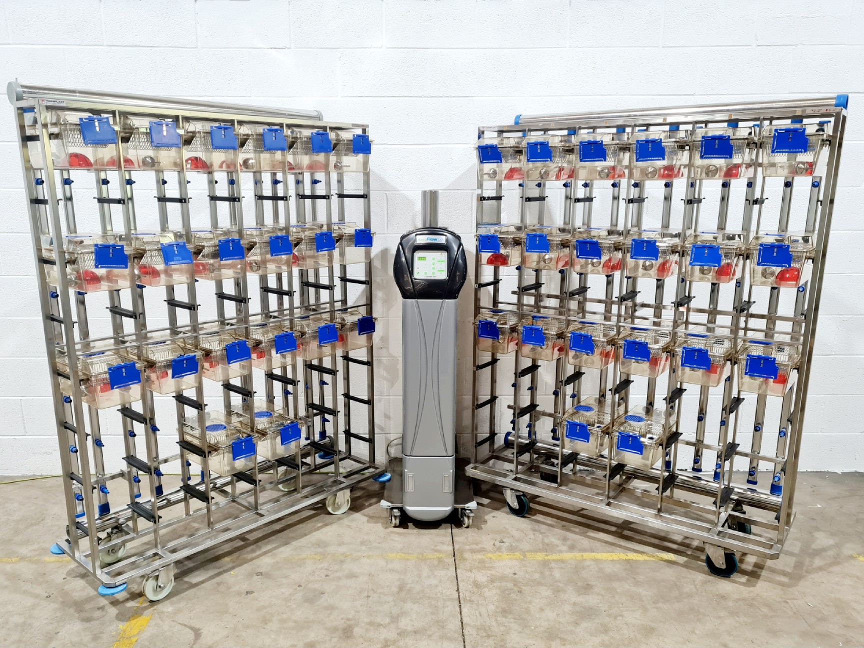 Techniplast Easyflow BOXUNEFUK 2 x Individually Ventilated Cage Racking 20 Cages