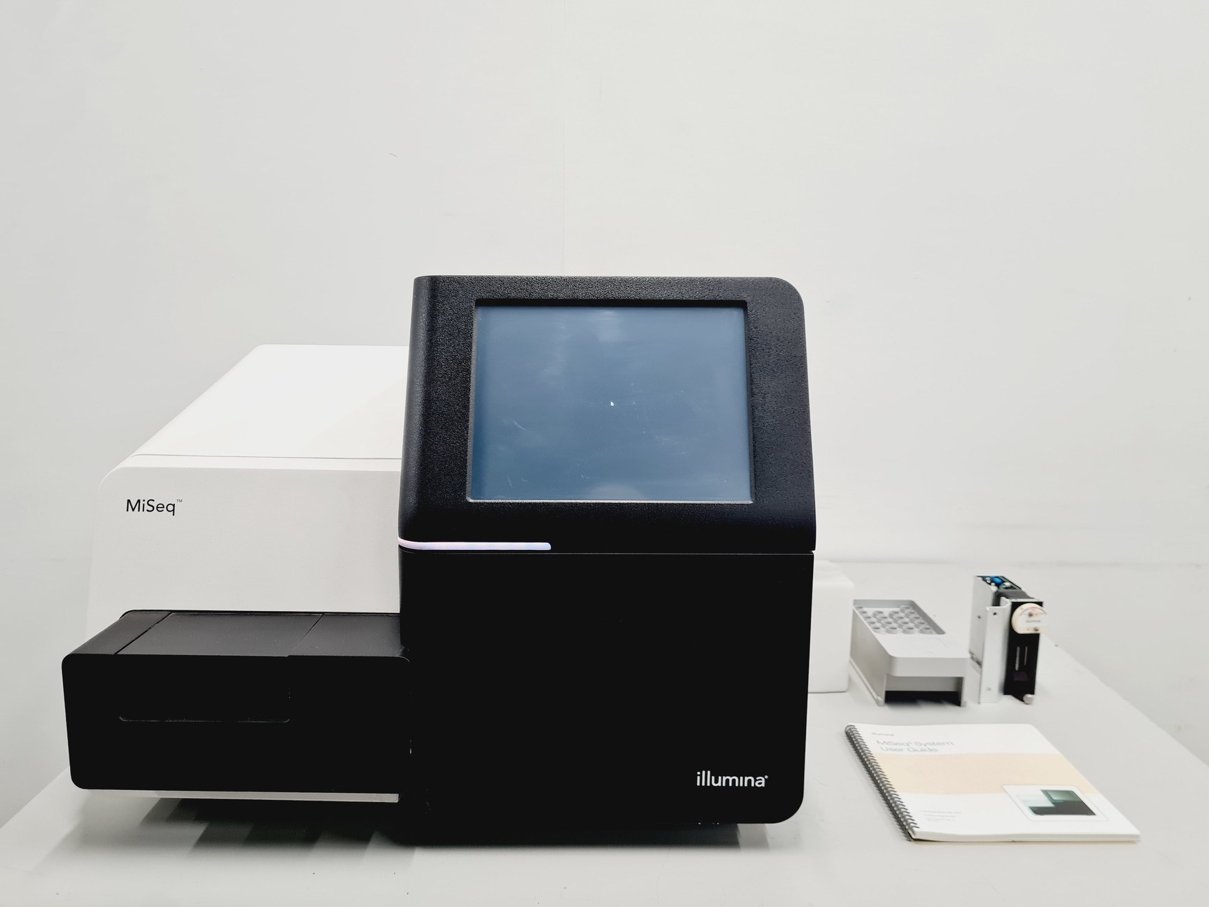 Illumina MiSeq DNA Sequencer