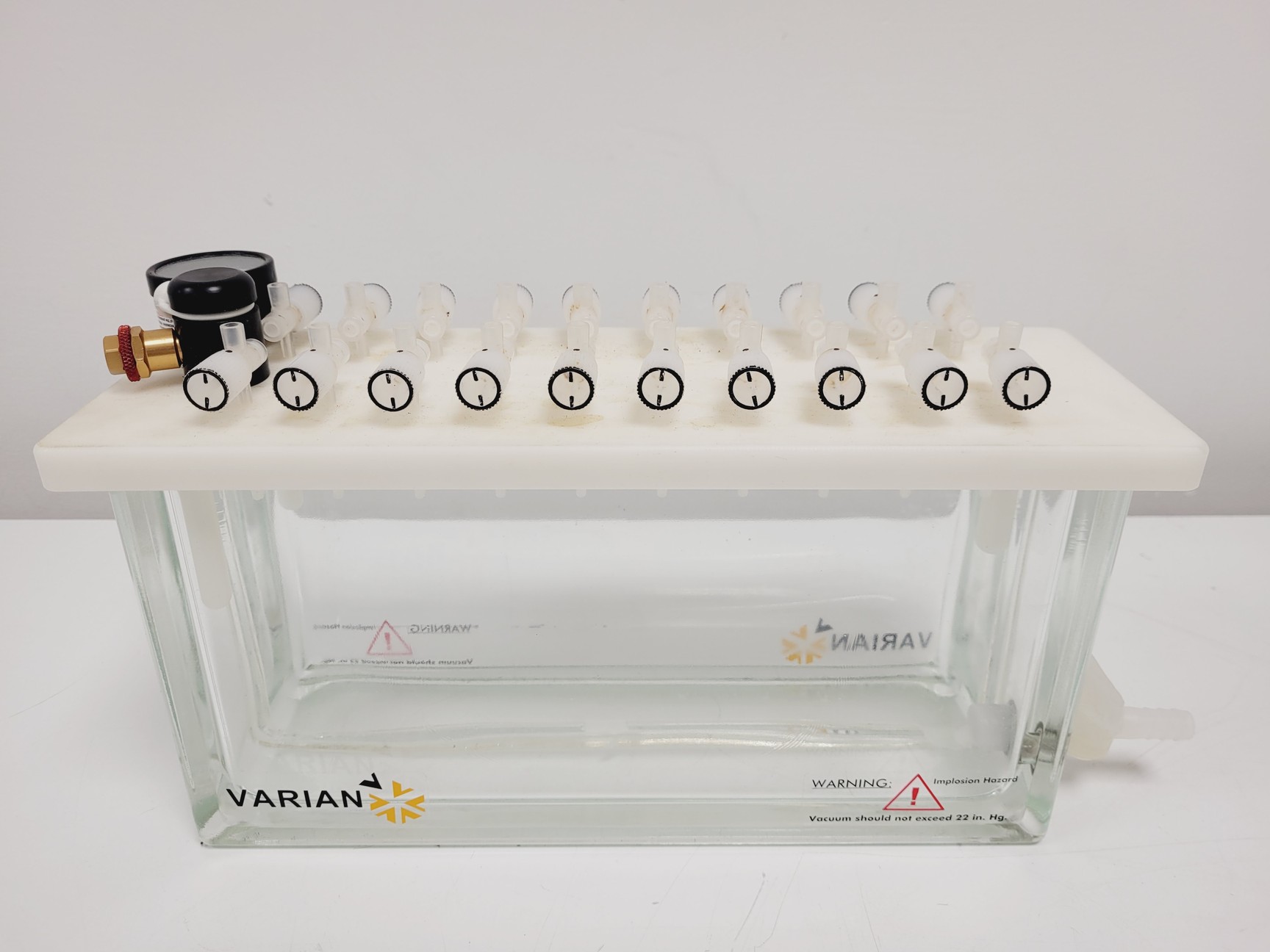 Varian 20-position Vacuum Manifold Lab