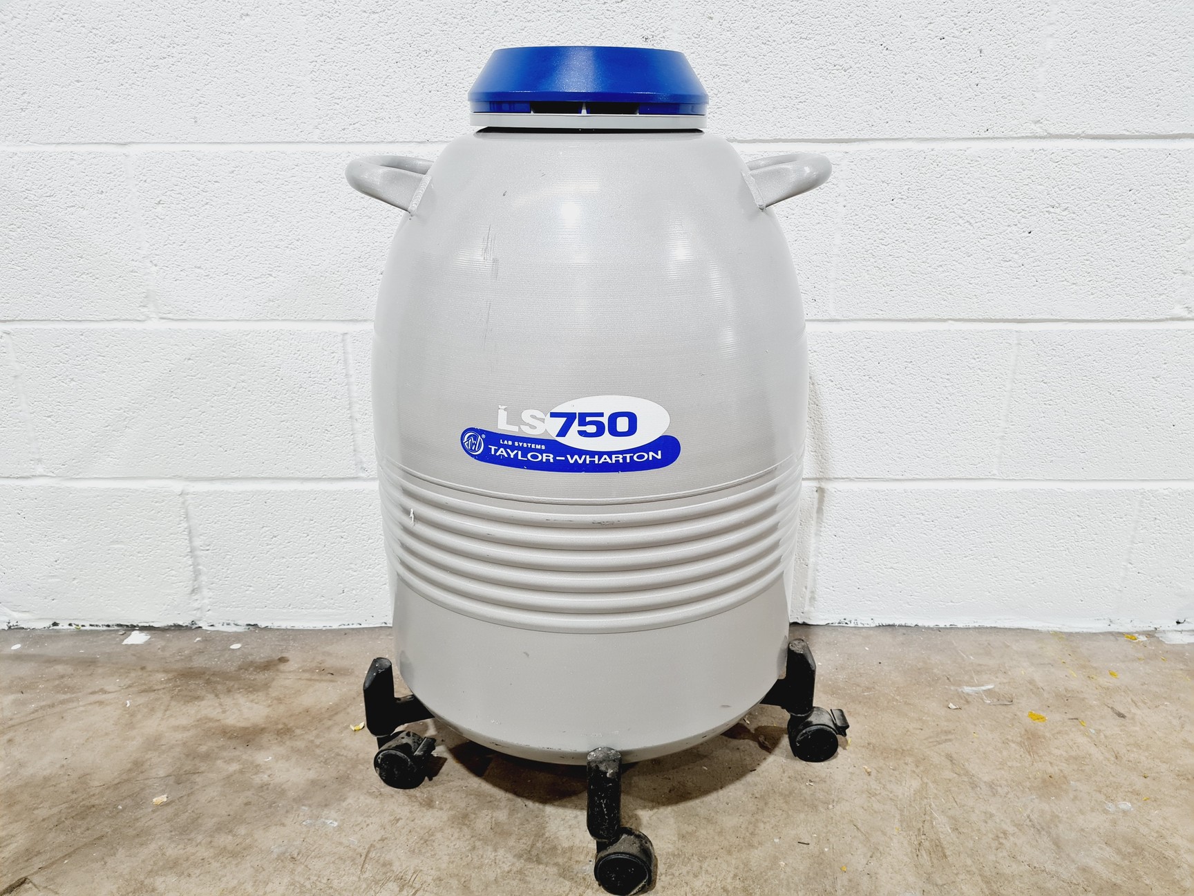Taylor Wharton LS750 Liquid Nitrogen Dewar w/ Trolley