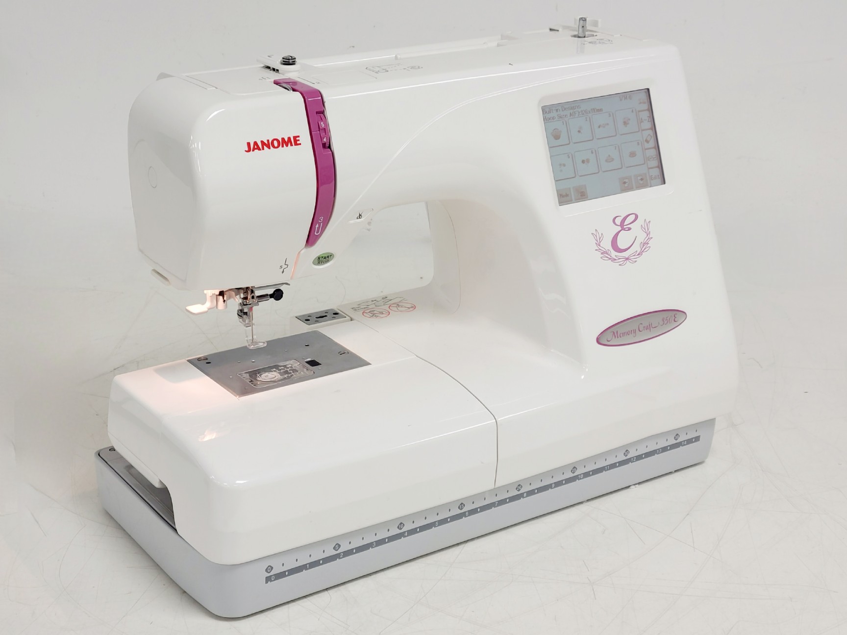Janome Memory Craft 350 Sewing/Embroidery Machine MC350E