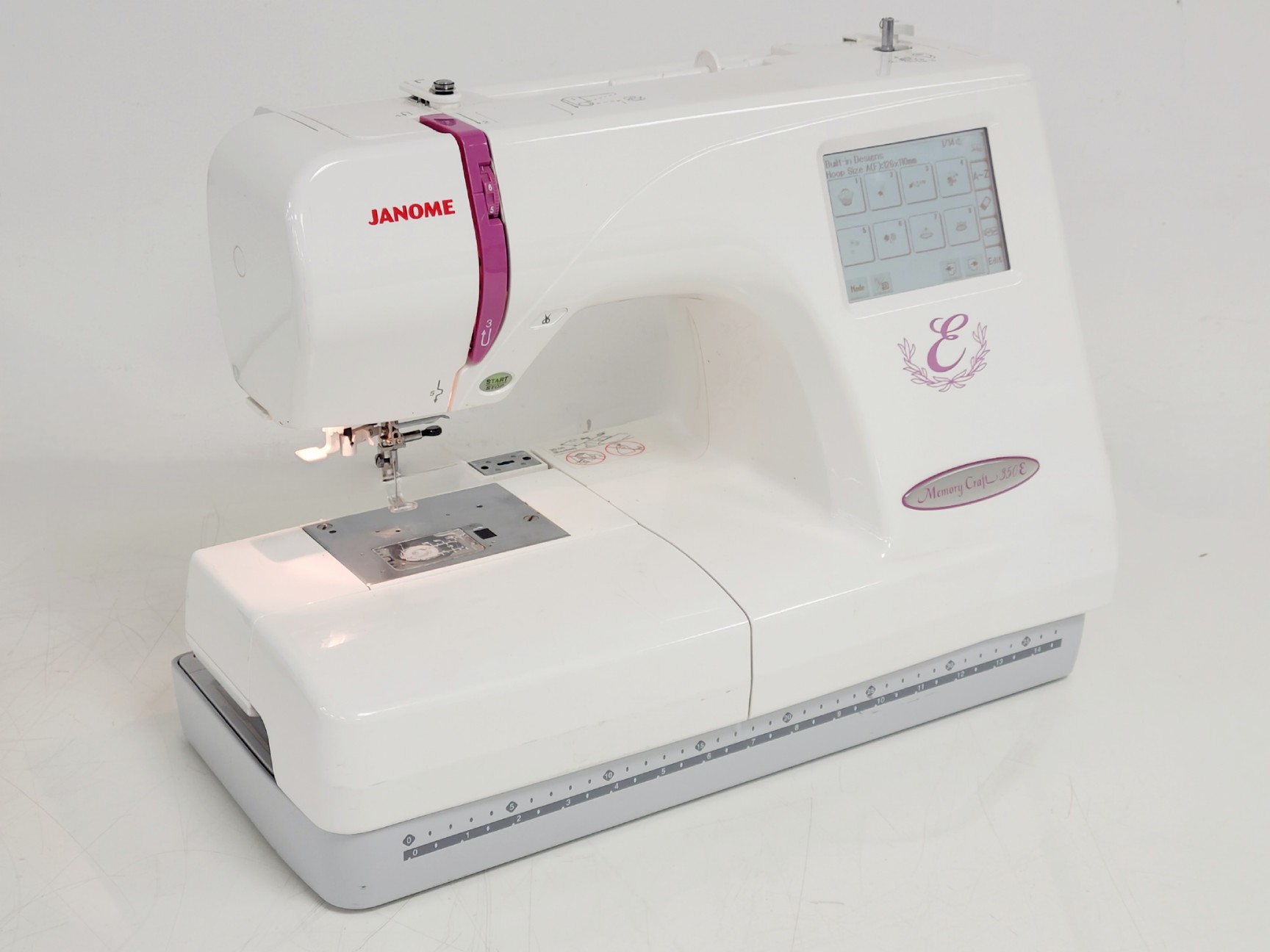 Janome Memory Craft 350 Sewing/Embroidery Machine MC350E