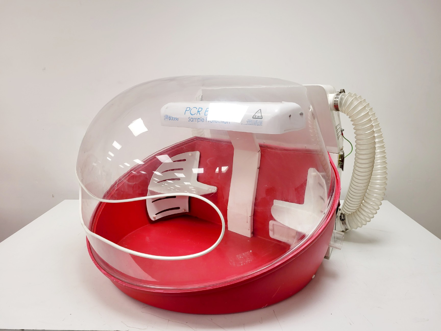 Lab Bubble Sample Protection PCR Bubble BUB-PCR-SA-RED w/ Fan Unit