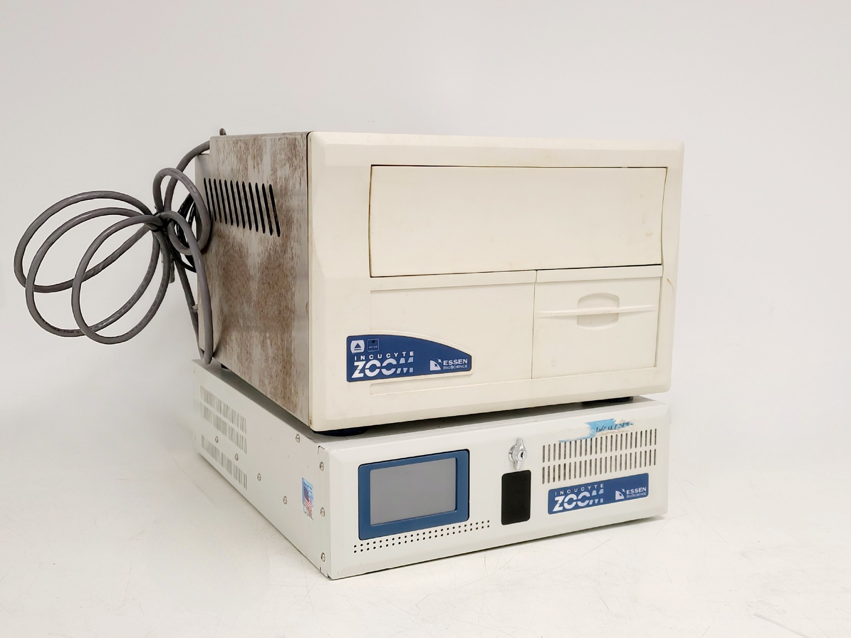 Essen BioScience IncuCyte Zoom Live Cell Analysis System