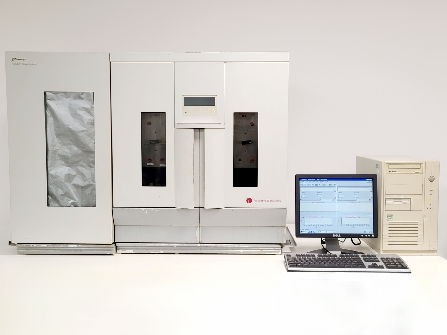 PerSeptive Biosystems Pioneer Peptide Synthesis System