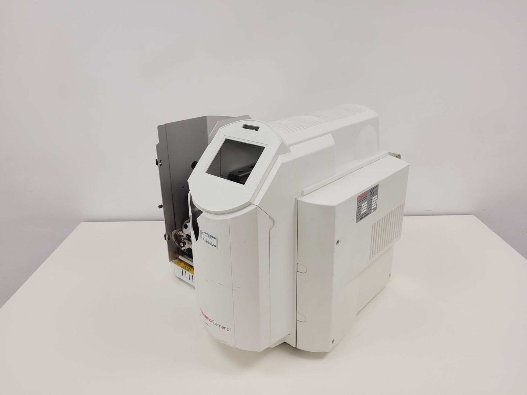 Thermo Elemental Type Solaar S2 AA Series Spectrometer Lab
