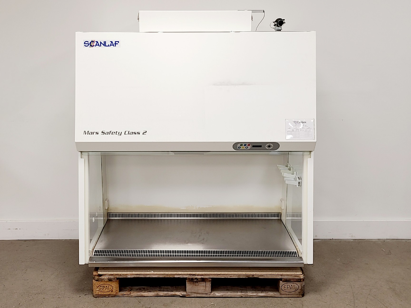 Scanlaf Mars 1200 Class II Biological Safety Cabinet with Stand Lab