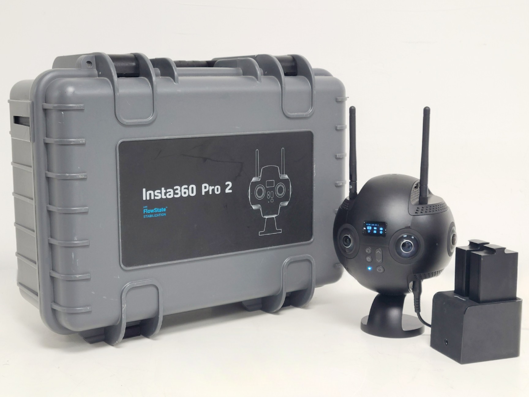 Insta360 Pro 2 with 2 x Rechargeable Batteries, Charging Cradle and Hard Case