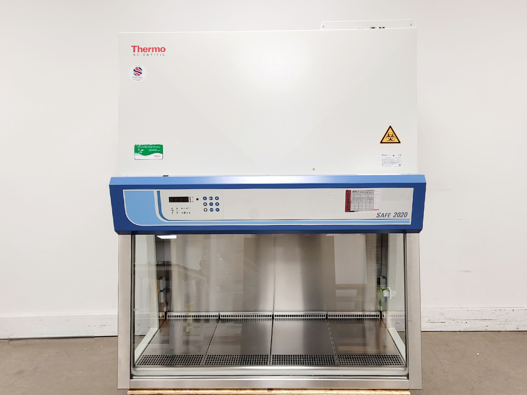 Thermo Scientific Safe 2020 1.2 Safety Cabinet w/ Stand Lab