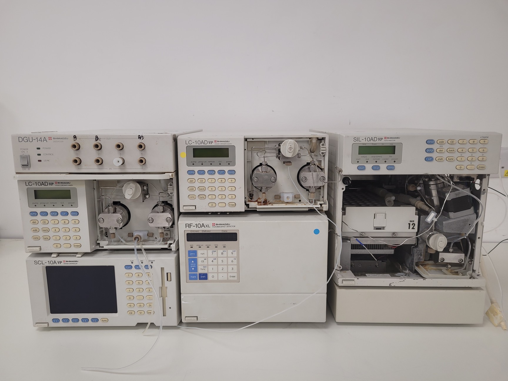 Shimadzu HPLC System - SCL-10A, LC-10AD, SIL-10AD Lab