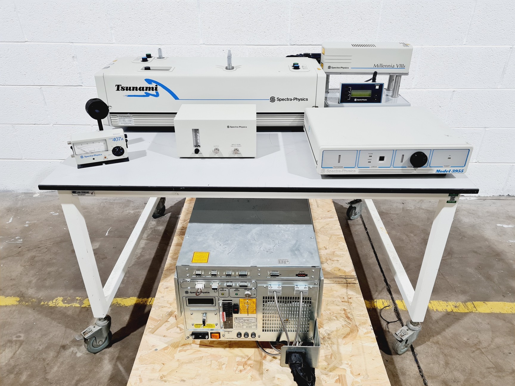 Spectra-Physics Tsunami Ti:Sapphire Laser System with Millennia VIIIs DPSS Pump