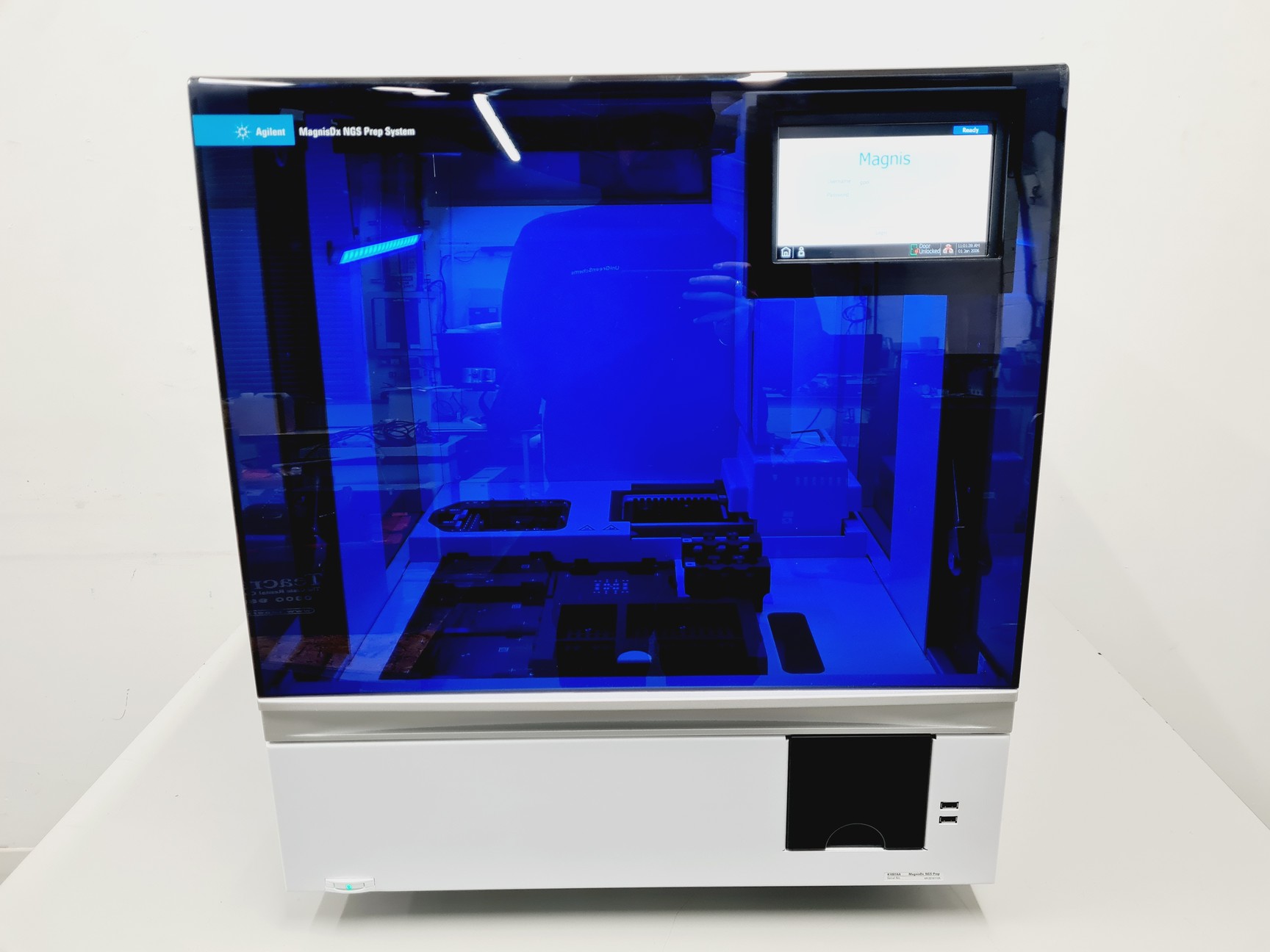 Agilent MagnisDx NGS Prep System Liquid Handler Lab