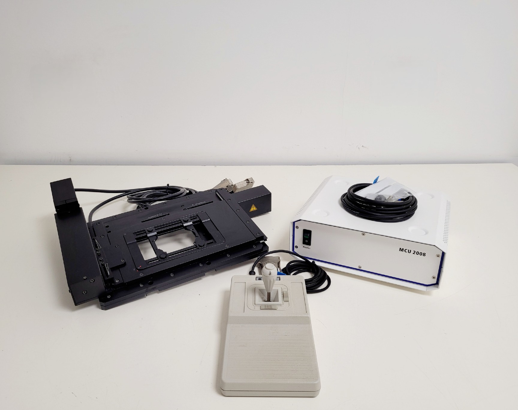Marzhauser Wetzlar SCAN IM 130x100 DC - 1mm Stage Zeiss Axio Observer .Z1 Lab