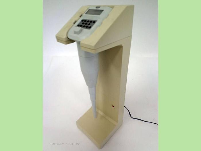 Rainin 1000 EDP Electronic Digital Pipette With Rapid Charge Stand.