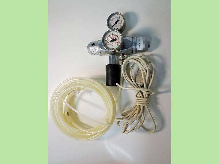 WIKA Duel Gauge Medical Gas Regulator.