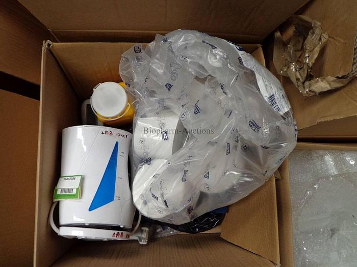 Lab stuff! Kettle, tissue rolls, and other pieces